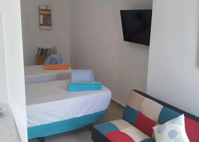 Yumbo Rainbow Homes C *